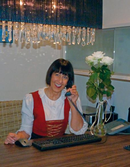 Brigitte am Telefon Brigitte am Telefon